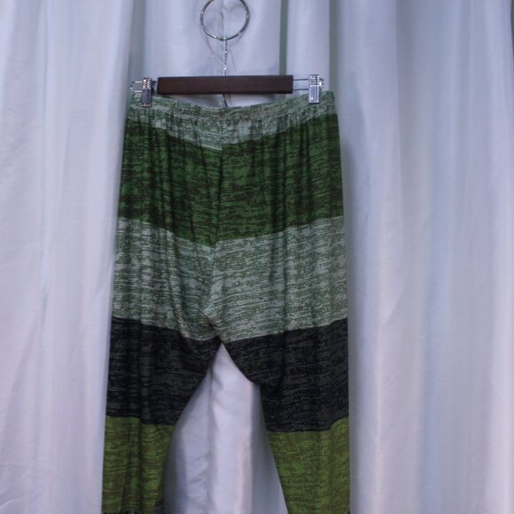Chic Striped Green and Gray Leggings - Picture 11 of 12